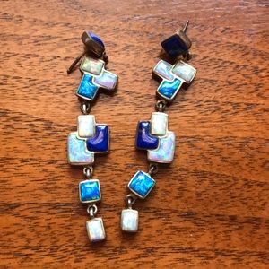 Rare! Beautiful opal earrings